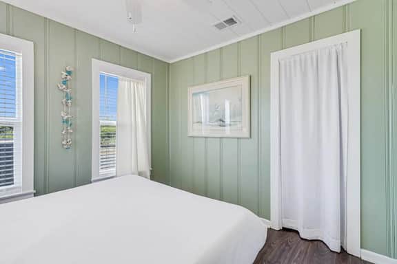Blue Bay Breeze - Image 4