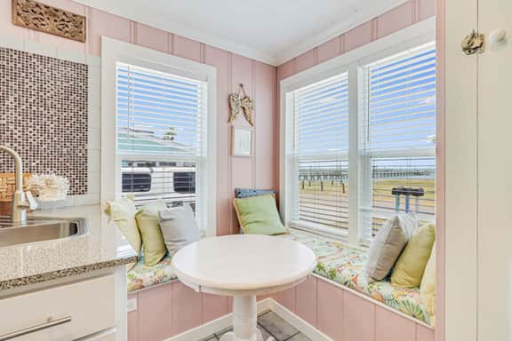 Blue Bay Breeze - Image 2