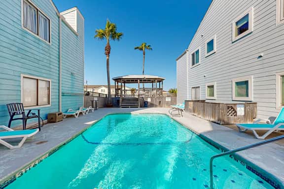 Leeward Isles 606 - Image 2