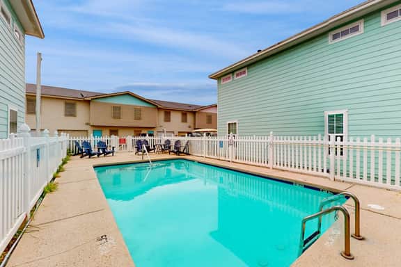 Gulfside Condominiums 1A Unit 14 - Image 3