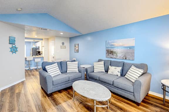 Beach Club 363 - Image 3