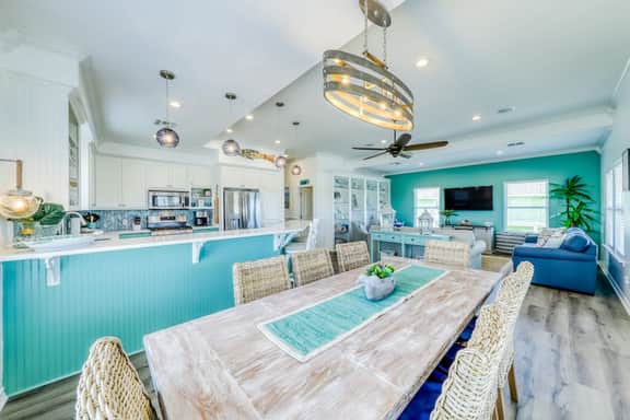 Bay View Breeze - Image 5