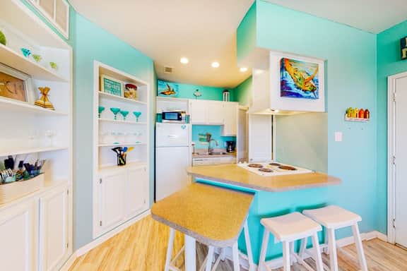 Beach Club 127 - Image 4