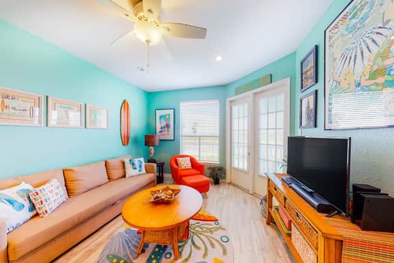 Beach Club 127 - Image 2