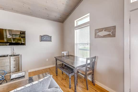 Eskridge Gem Unit A - Image 5
