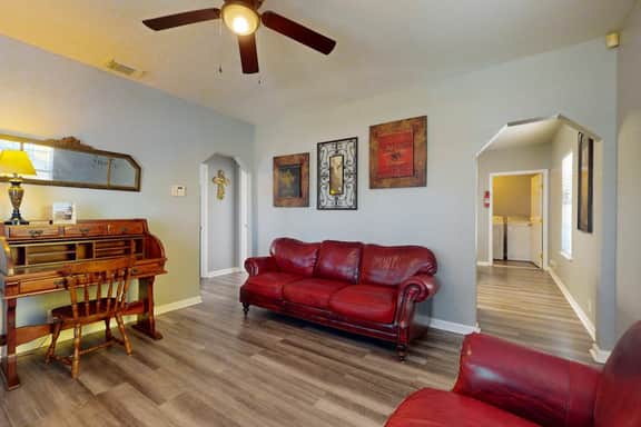 Cozy Home - Image 2