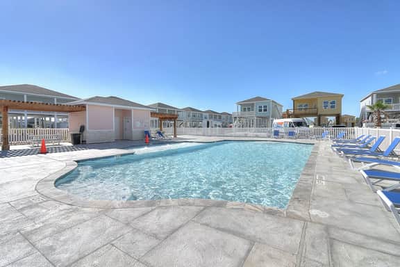 Rockport Relaxation - Image 2