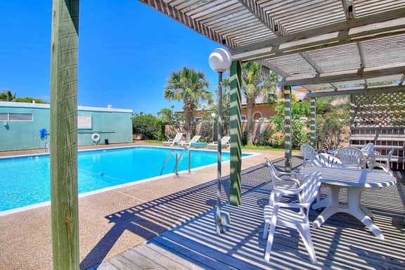 Puente Vista  120 - Wilson's Watering Hole - Captain’s Quarters - Image 2
