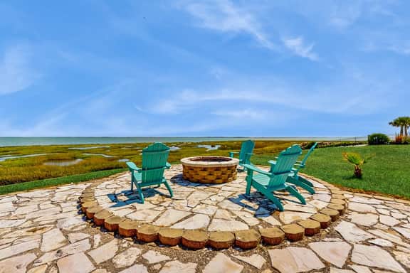 Bayfront Dreaming Home - Image 2