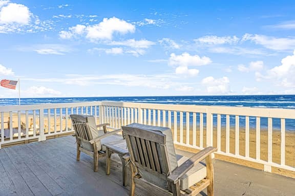 Song Beachfront - Image 1