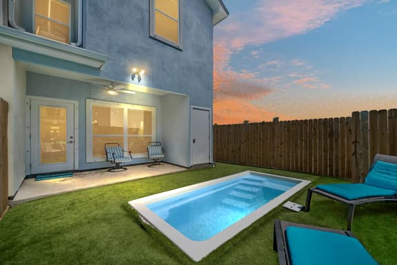 Endless Sunlight - Private Pool, Water Views - Image 1