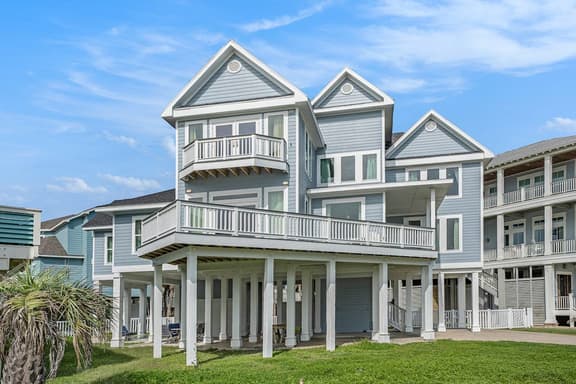 Beach Haus - Image 1
