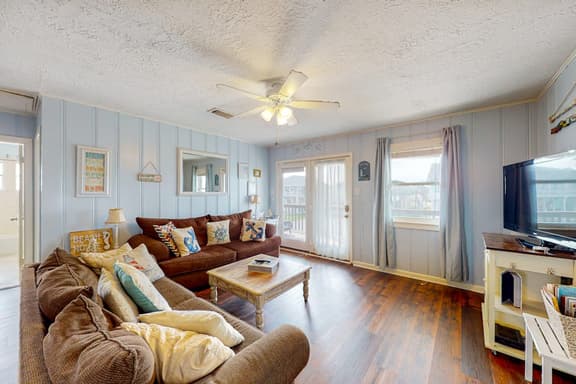 Captain's Quarters - Image 1