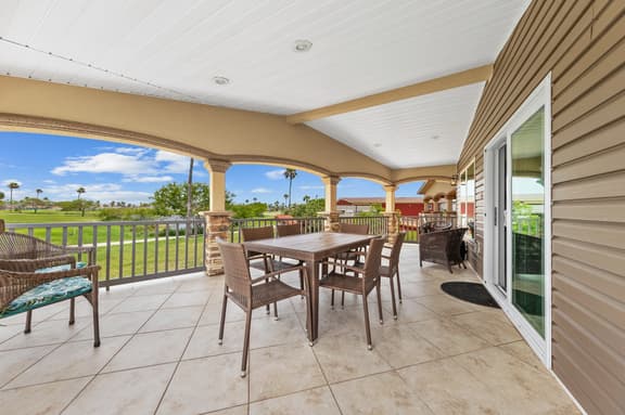 Paradise on the Green - Golf Views, Pools, Deck - Image 1