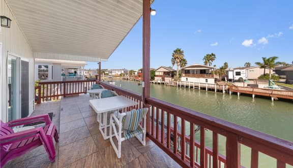 Mermaid Manor - Waterfront, Sleeps 6, Pools, Golf - Image 1