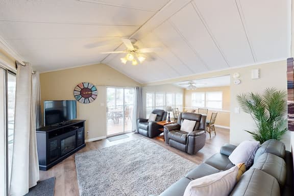 Long Island Village 347 Sand Dollar - Image 1