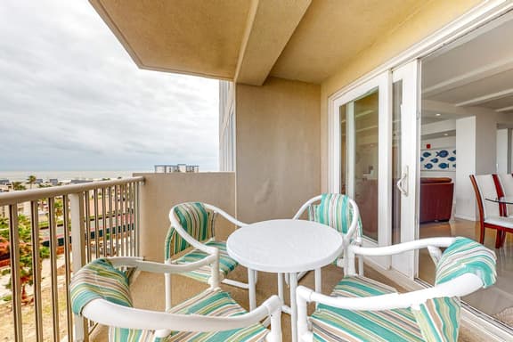Solare Tower 705 - Image 1