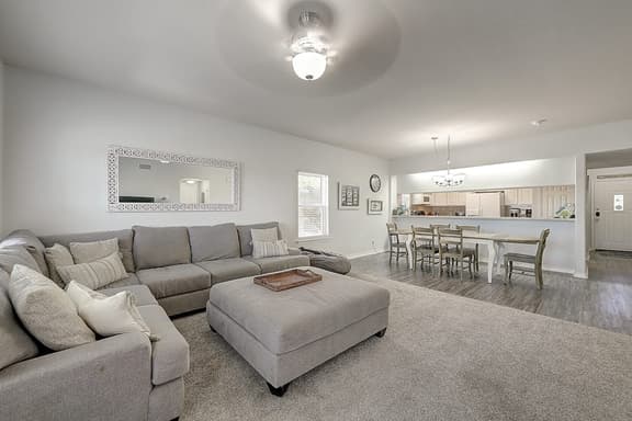 Compass Condominiums A7 - Image 1