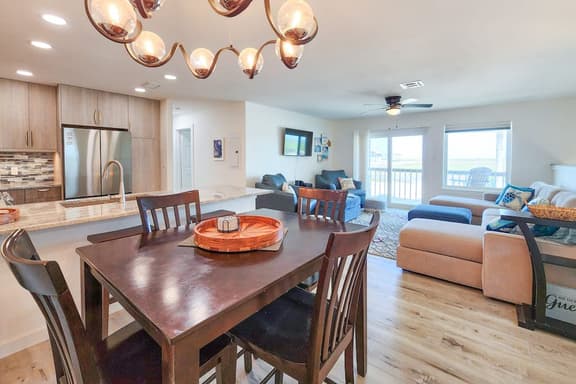 Lakeshore Villa #21 - Image 1