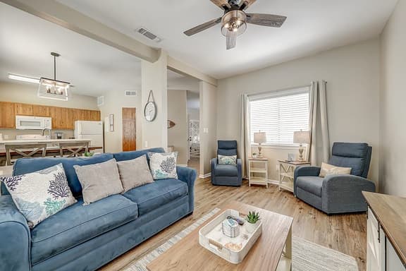 Leeward Isles 207 - Image 1