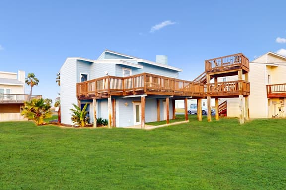 Lost Colony Seahorse Villa - Image 1
