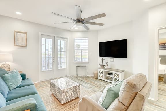 Beach Club 174 - Image 1