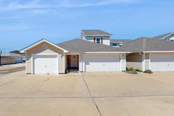 Palm Bay 206 - Image 1